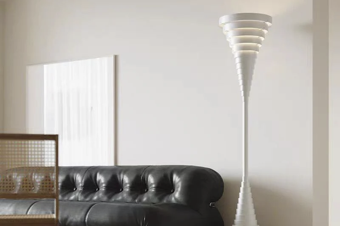 Moderne onregelmatige lavavloerlamp voor gepersonaliseerde stijl woonkamer