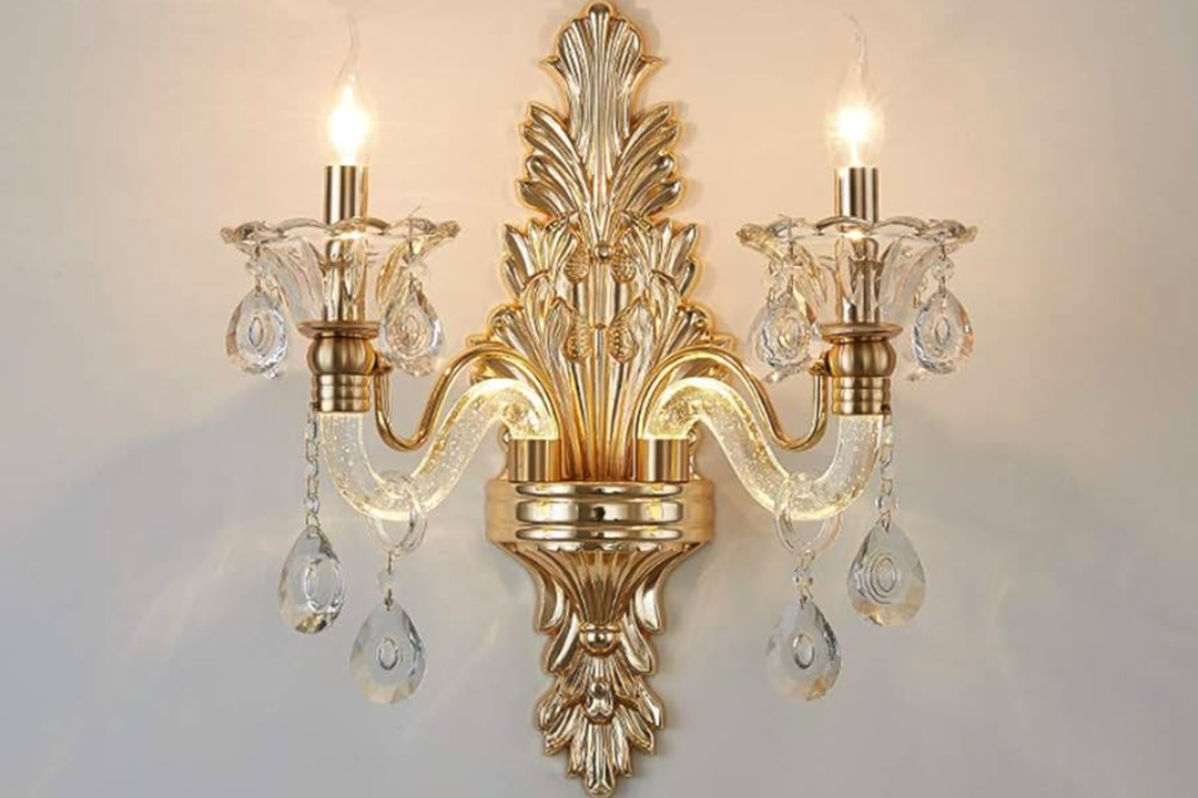 Prachtige kristallen wandlamp met kaarsvormige lichten