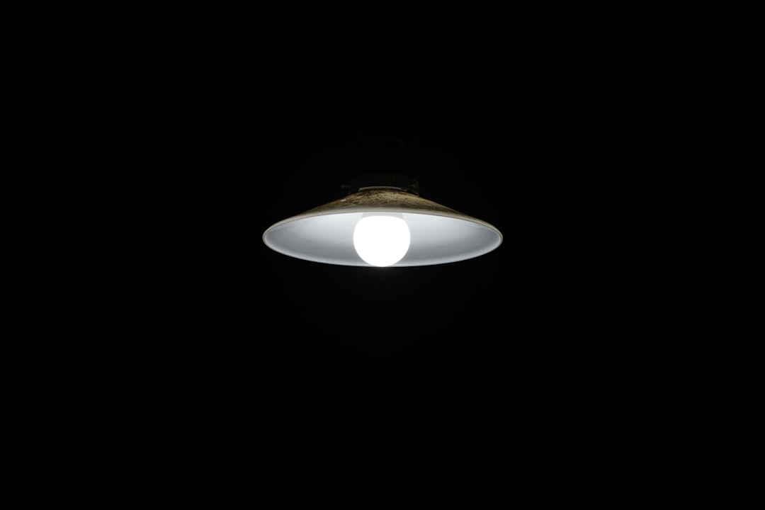 Photo brass flush light